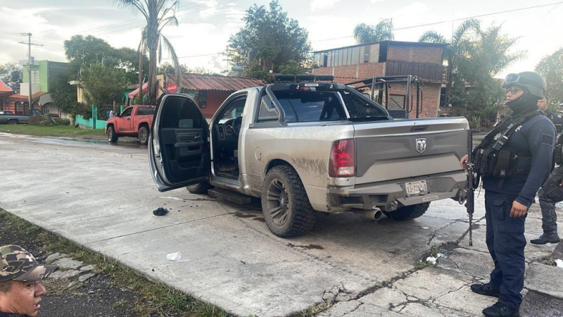 Dos Polic As Heridos En Balacera En Jiquilpan Aseguran Una Camioneta