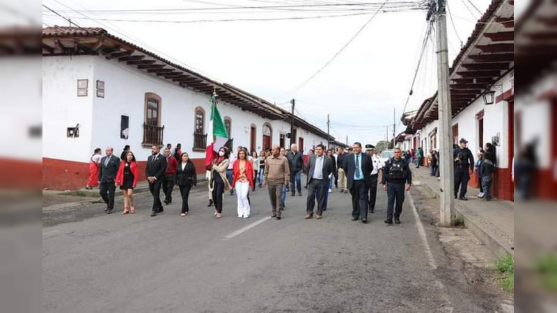 Celebra Salvador Escalante Aniversario De La Revoluci N Mexicana