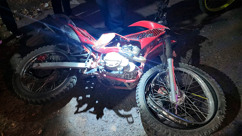 Zamora Michoacán joven resulta herido tras chocar con su moto