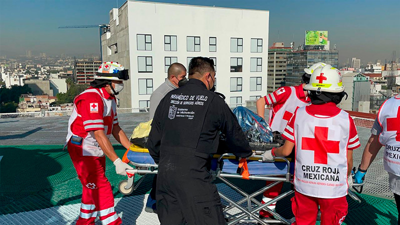 En Helic Ptero De La Ssp Michoac N Trasladan A A Menor Con Quemaduras