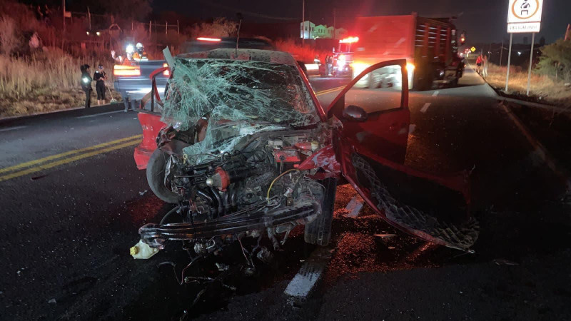 Encontronazo en la carretera de Querétaro a San Miguel de Allende deja