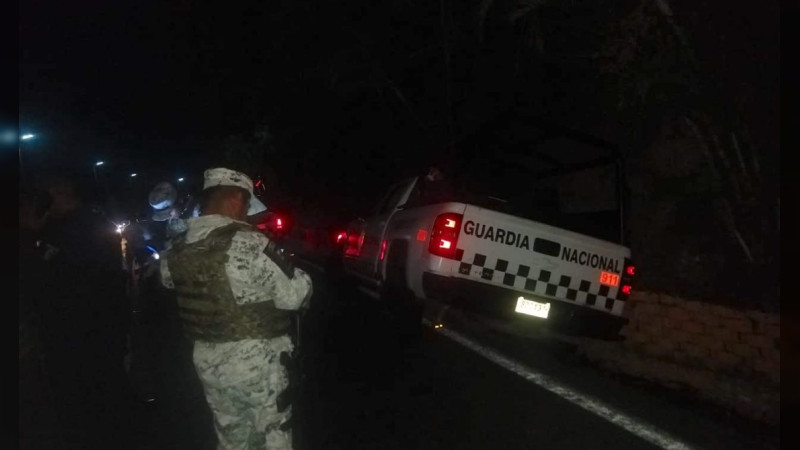 Embiste tráiler patrulla de la Guardia Nacional en la Autopista Siglo XXI