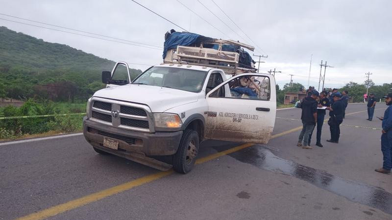 Mueren Dos Personas Tras Choque De Autob S De Pasajeros Y Camioneta En