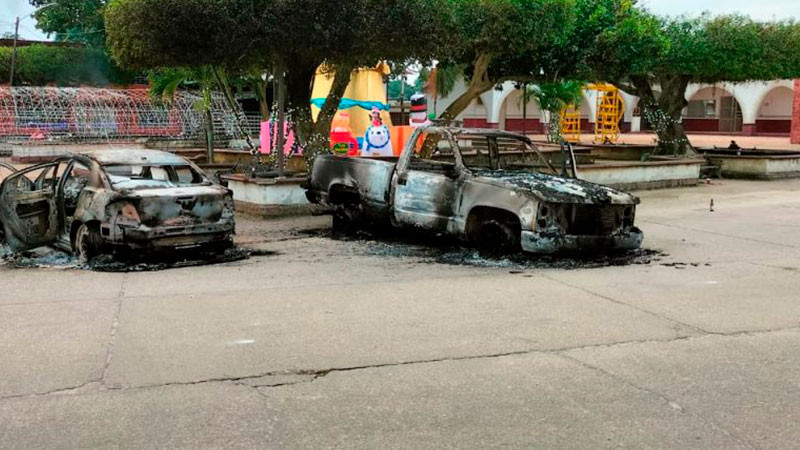 Violencia en Tabasco Quema de vehículos y motines en penales deja un