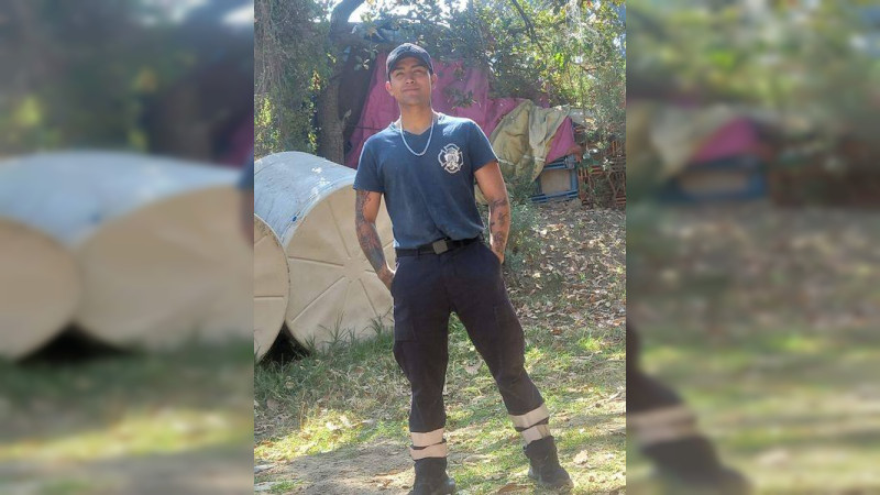 Bombero muere tras combatir incendio en Chamapa Lechería