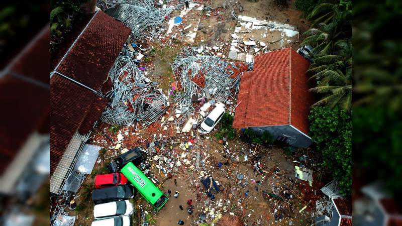 Muertos Y Heridos Por Tsunami En Indonesia