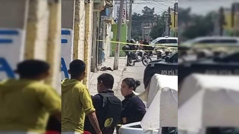 En pleno Centro de Cortázar, Guanajuato ejecutan a un hombre 