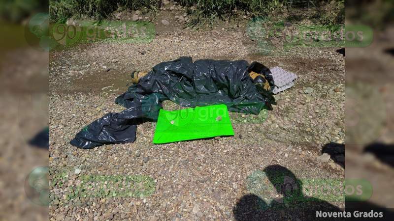 Abandonan Cuerpo Mutilado Y Narcomensaje En Salamanca 2960