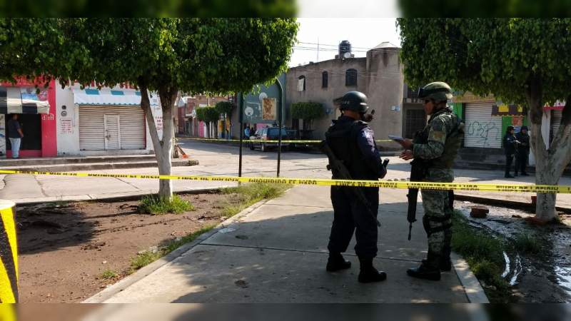 En plena zona centro de Rosarito, Baja California localizan cuerpo de un hombre 