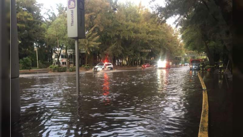 Tras Las Intensas Lluvias En La Cdmx La Ciudad Amancece Con Severas Inundaciones 5642