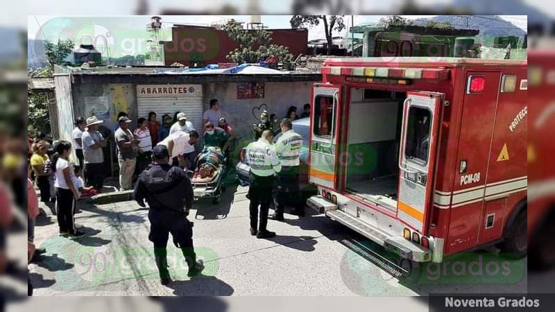 En Uruapan, Michoacán atropellan a dos mujeres, resultan heridas 