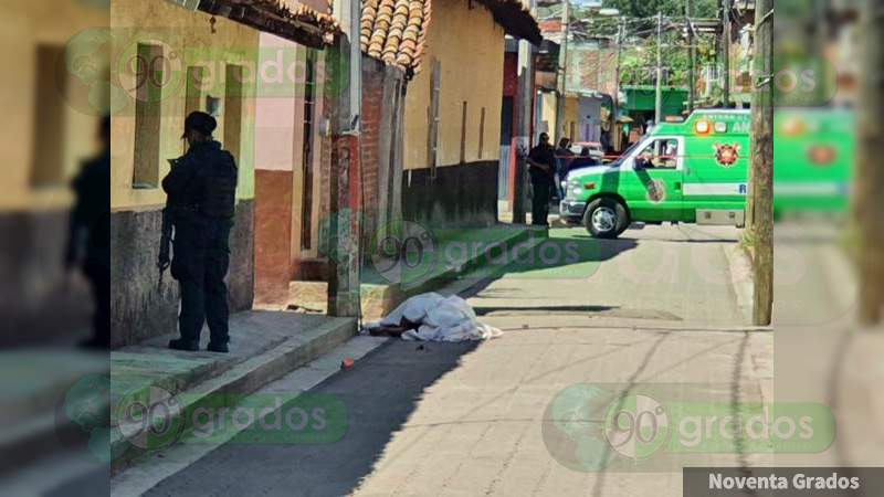 De cuatro balazos ultiman a "el chaflán", en Ario De Rayón, Michoacán