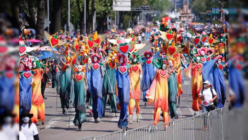 Con temática de "Celebrando la Vida" se vuelve a presentar el tradicional desfile del Día de Muertos 