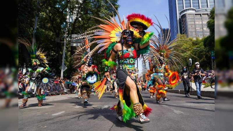 Con temática de "Celebrando la Vida" se vuelve a presentar el tradicional desfile del Día de Muertos 