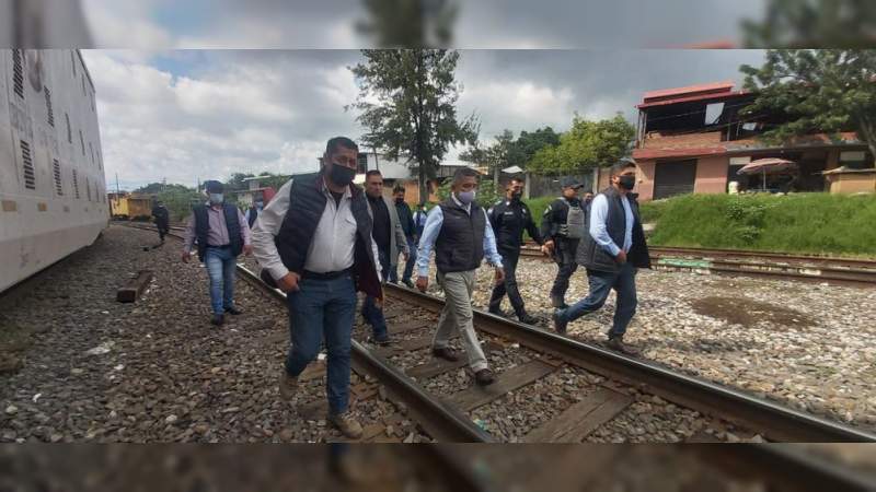 Supervisa SSP dispositivo de vigilancia de las vías del tren, en Caltzontzin, Michoacán