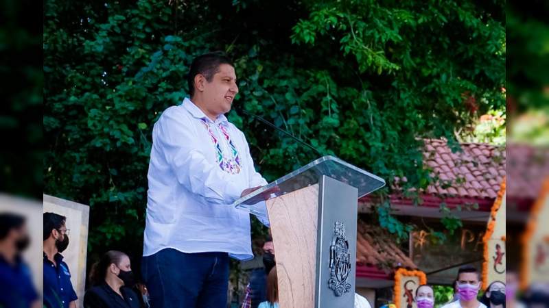 Nacho Campos refrenda compromiso de cuidar el Parque Nacional de Uruapan, Michoacán