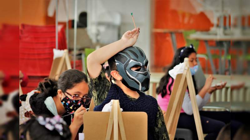 Todo un éxito, Taller de Pintura Infantil en el Polifórum de Morelia 