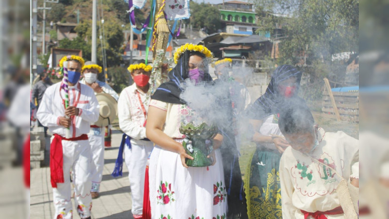 ¡Vive Urandén de Morelos sus tradiciones! 