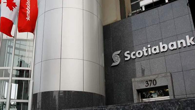 Scotiabank de Canadá, analiza la compra de Banamex 