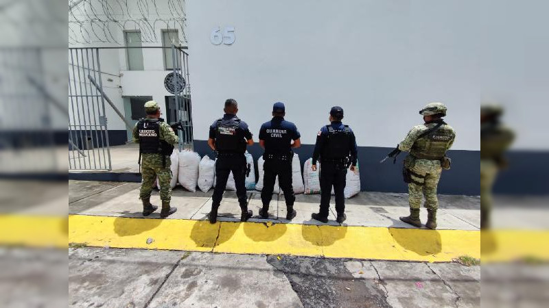 Incautan 120 kilos de marihuana en Queréndaro, Michoacán 