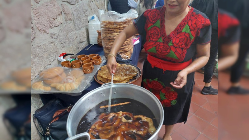 Lista la feria del tamal y buñuelo en Morelia