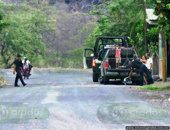 Se registra enfrentamiento entre civiles armados en Apatzingán, Michoacán - Foto 4 