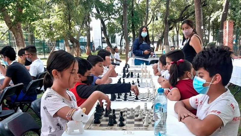 Gustavo Sandoval y Mateo Chávez, campeones del Torneo de Ajedrez Bosque Cuauhtémoc