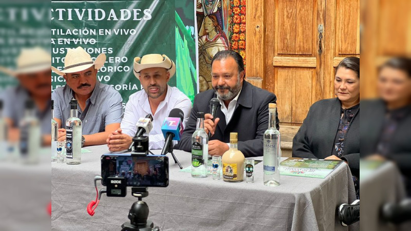 Pátzcuaro invita al Mercadito Mezcalero