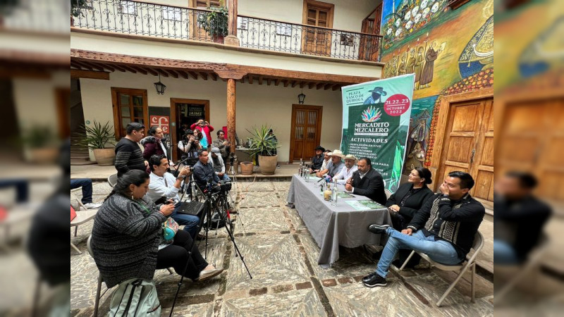 Pátzcuaro invita al Mercadito Mezcalero