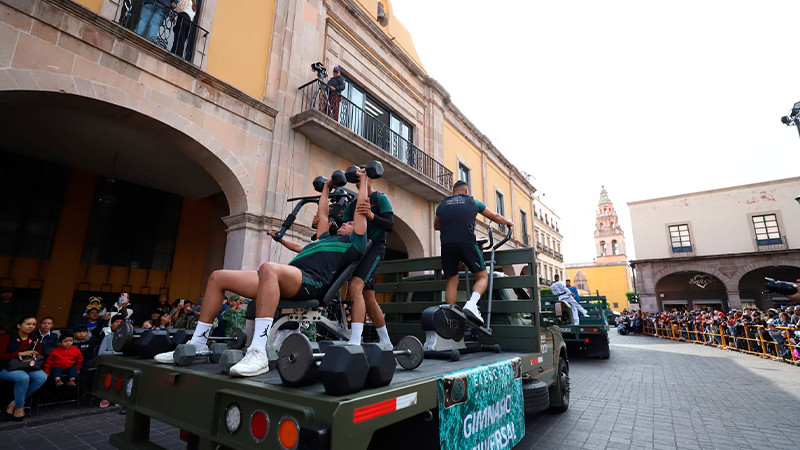 Realiza Celaya desfile en conmemoración del 112 aniversario de la Revolución Mexicana 