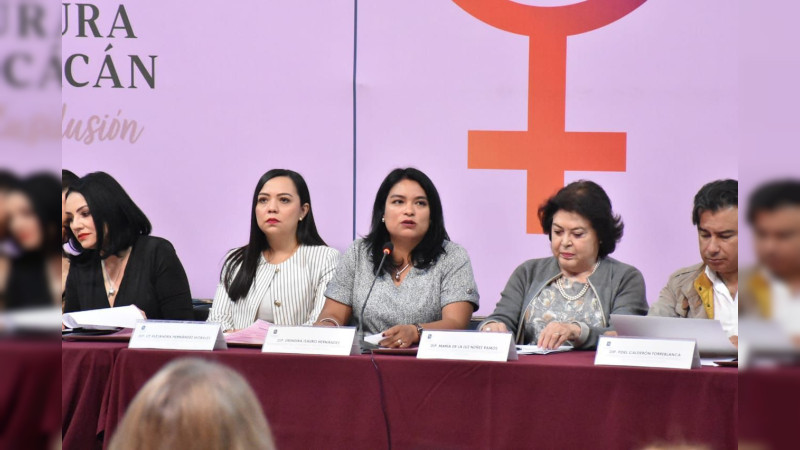 Invita Eréndira Isauro A Participar En Parlamento De Mujeres 2023