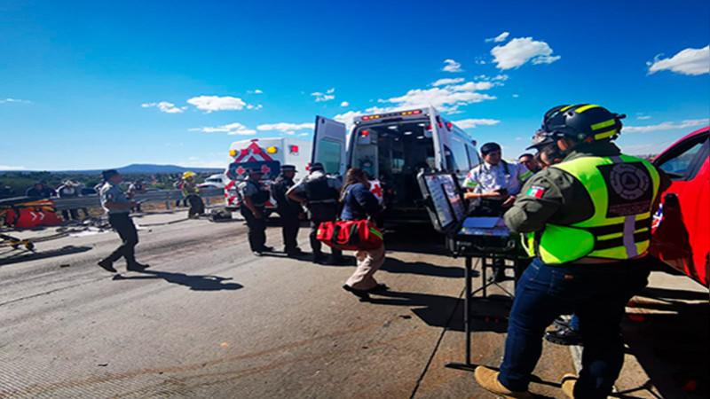 Un Muerto Y 10 Heridos En Accidente En La 57 En Querétaro 5597