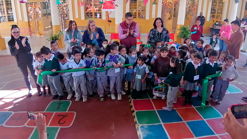 Inauguran el Patio Pedagógico en Jardín de Niños Miguel Hidalgo en Uruapan