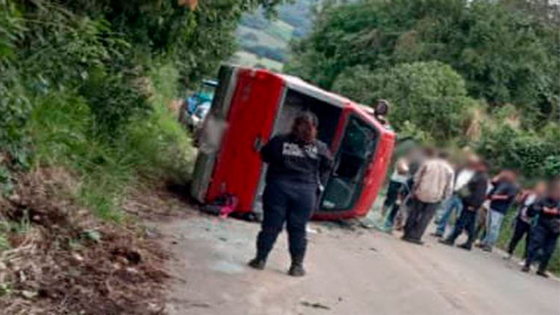 Estudiantes Sufren Accidente En Tamoyó, Hidalgo