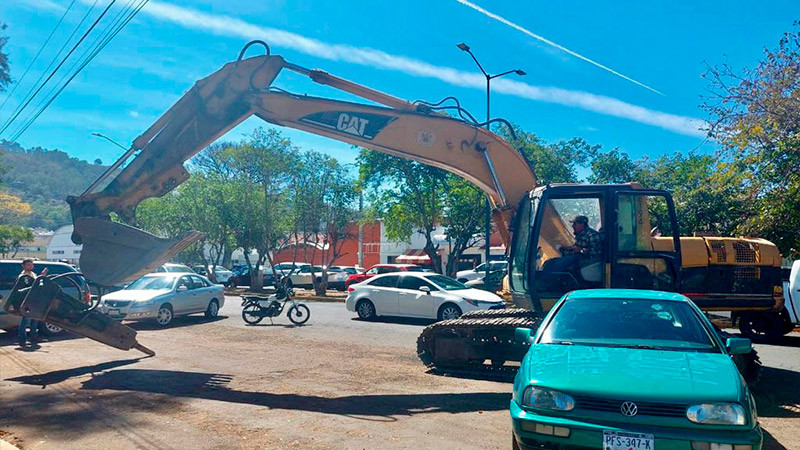 Acceso al Parque 150 de Morelia, por calle Ignacio Chávez 