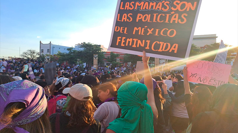 Se Manifiestan 20 Mil Mujeres En Querétaro 3014