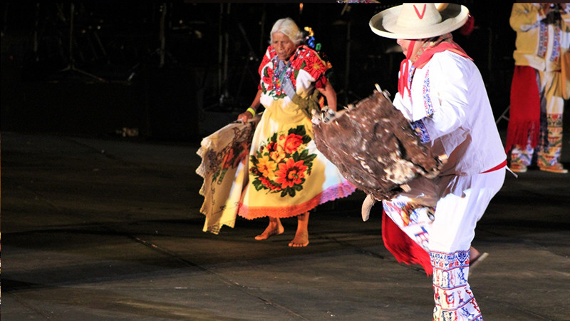 Kúinchekua, excepcional mosaico de proyecciones, ritos, danzas, bailes y música michoacana