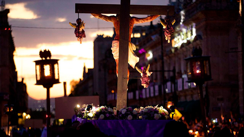 Este Viernes Santo, vive la Procesión del Silencio en Morelia 