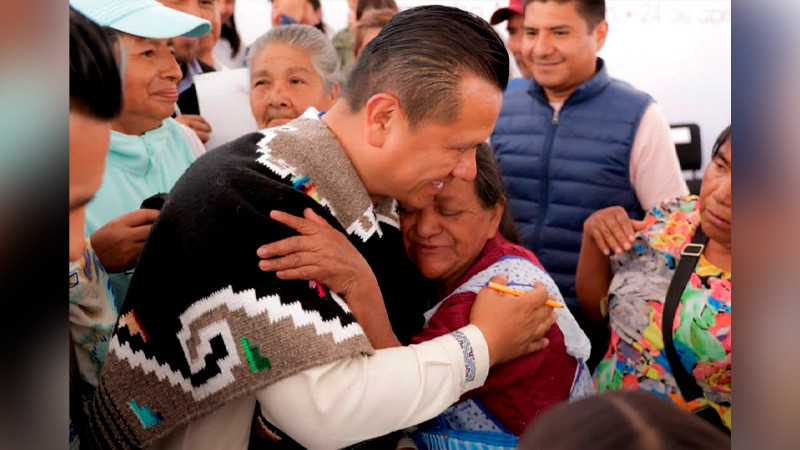 Designan a Paracho como Pueblo Mágico, hace justicia a la Meseta purépecha: Torres Piña 