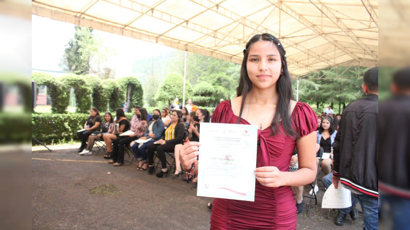 Ofrece Icatmi descuento del 50% en cursos a beneficiarias de Fuerza Mujer