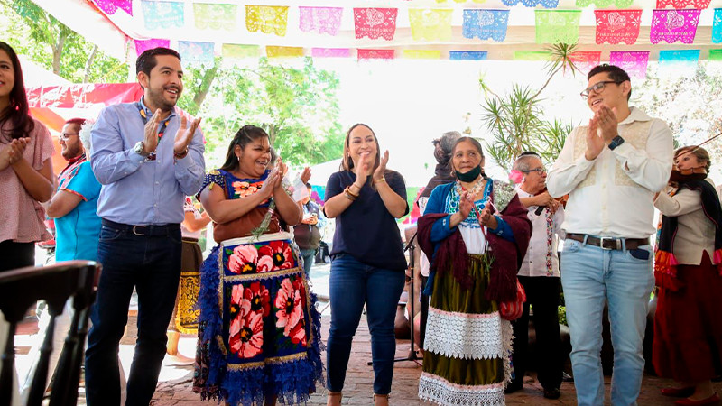 IAM y DIF celebran a mamás artesanas del Festival Michoacán de Origen