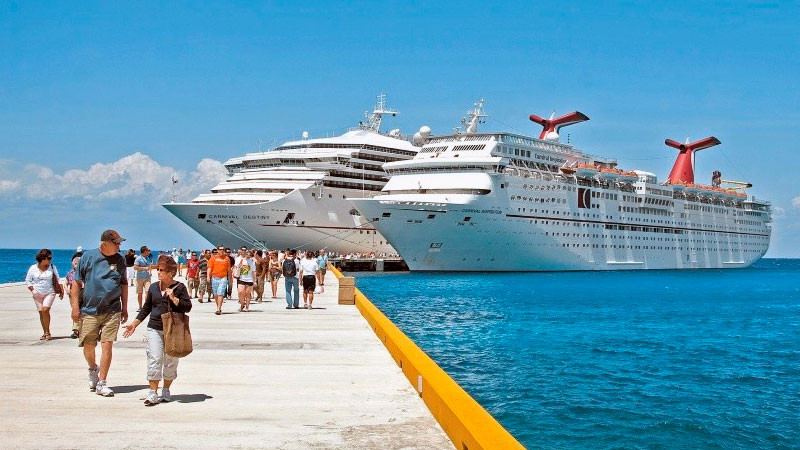 México registra llegada de 2.9 millones de turistas en crucero durante primer trimestre 