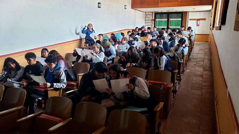 Lleva Sectur a Pátzcuaro taller de cultura turística