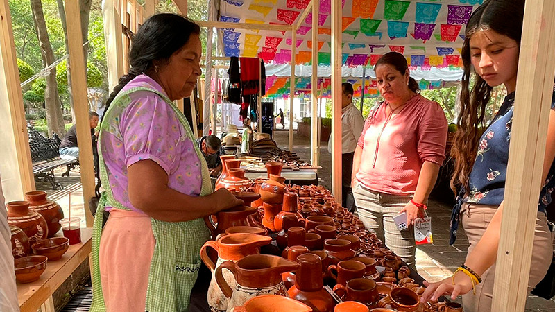 Festival Michoacán de Origen dejó 2.2 mdp en venta de artesanías: IAM