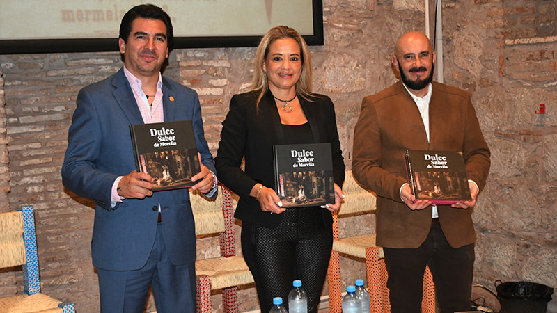 Presentan libro "Dulce Sabor de Morelia" 