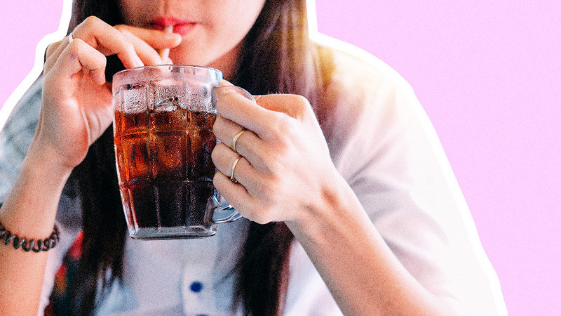 Investigación Revela Que Mexicanos Toman Más Refresco Que Agua Potable