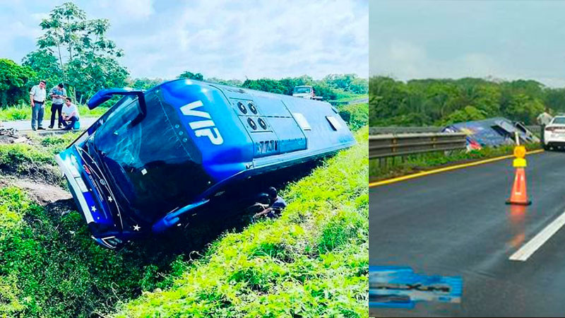 Veracruz Intentan Asaltar Autobús De Pasajeros Y Termina Volcado