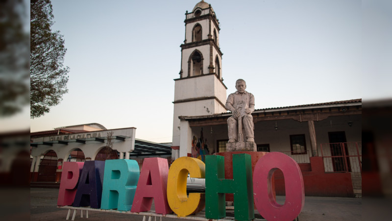 Paracho y Pátzcuaro, listos para iluminar el cielo con Globos de Cantoya