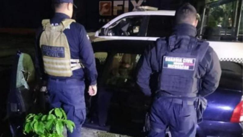 En diversos operativos, Guardia Civil recupera 9 vehículos en Michoacán