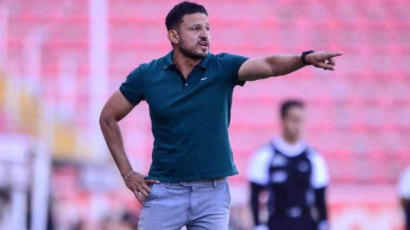 Acusan a entrenador de Necaxa Femenil de comentarios misóginos y maltrato laboral 